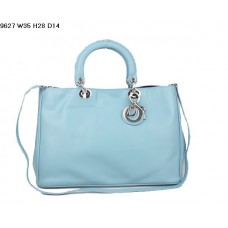 Torba Dior Diorissimo w kolorze jasnoniebieskim ze skóry nappa (srebrne okucia) 9627 Torba Dior Diorissimo w kolorze jasnoniebieskim ze skóry nappa (srebrne okucia) 9627