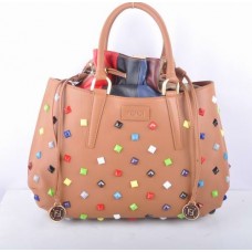 Fendi B Fab Apricot Leather z wielokolorowymi zdobieniami i dużą torebką z uchwytem u góry
