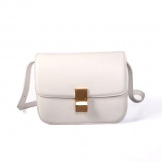 Celine Classic Box Torebka z klapką ze skóry cielęcej w kolorze białym Celine Classic Box Torebka z klapką ze skóry cielęcej w kolorze białym