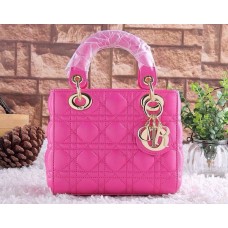 Cena repliki torebki Dior Lady Default Totes ze skóry jagnięcej Cena repliki torebki Dior Lady Default Totes ze skóry jagnięcej