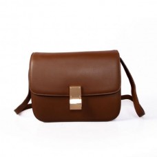 Celine Classic Box Torebka z klapką ze skóry cielęcej w kolorze ciemnobrązowym Celine Classic Box Torebka z klapką ze skóry cielęcej w kolorze ciemnobrązowym