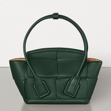 Torebka Bottega Veneta Mini Arco 29 z zielonej licowej skóry cielęcej