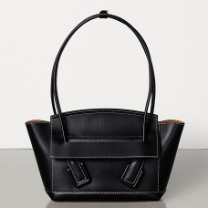 Bottega Veneta Arco 48 Bag In Black French Calf Bottega Veneta Arco 48 Bag In Black French Calf