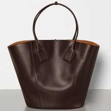 Torba Bottega Veneta Medium Basket Tote z cielęcej skóry w kolorze czekoladowym Torba Bottega Veneta Medium Basket Tote z cielęcej skóry w kolorze czekoladowym
