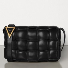 Torba na kasety Bottega Veneta z wyściółką z czarnej skóry cielęcej