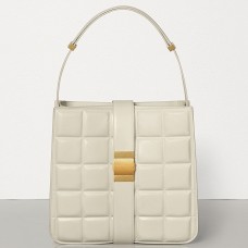 Torba Bottega Veneta Padded Marie z białej cielęcej skóry z papieru