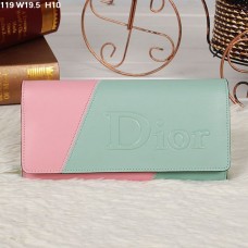 Portfel Christian Dior Multicolor w kolorze jasnozielonym/jasnoróżowym z klapką 119 Portfel Christian Dior Multicolor w kolorze jasnozielonym/jasnoróżowym z klapką 119