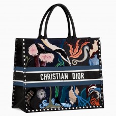 Torba na książki Dior w wielokolorowym kolorze z motywem wody, malowana ręcznie Torba na książki Dior w wielokolorowym kolorze z motywem wody, malowana ręcznie