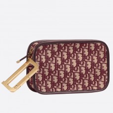 Kopertówka Dior Diorquake w kolorze bordowym Dior Oblique Canvas Kopertówka Dior Diorquake w kolorze bordowym Dior Oblique Canvas