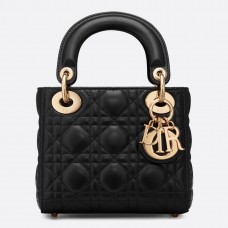 Torebka Dior Mini Lady Dior z czarnej skóry jagnięcej z łańcuszkiem