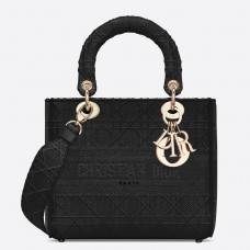 Torebka Dior Medium Lady D-Lite z czarnego haftowanego płótna Torebka Dior Medium Lady D-Lite z czarnego haftowanego płótna