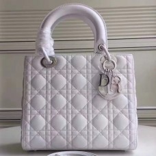 Torebka Dior Medium Lady Dior z białej skóry jagnięcej Torebka Dior Medium Lady Dior z białej skóry jagnięcej
