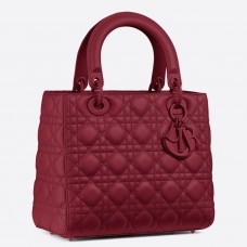 Torebka Dior Medium Lady Dior w kolorze wiśniowej ultramatowej skóry cielęcej Torebka Dior Medium Lady Dior w kolorze wiśniowej ultramatowej skóry cielęcej