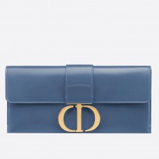 Kopertówka Dior 30 Montaigne w kolorze dżinsowym, ze skóry cielęcej Kopertówka Dior 30 Montaigne w kolorze dżinsowym, ze skóry cielęcej