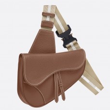 Torba męska Dior Saddle Belt Bag z brązowej licowej skóry cielęcej Torba męska Dior Saddle Belt Bag z brązowej licowej skóry cielęcej