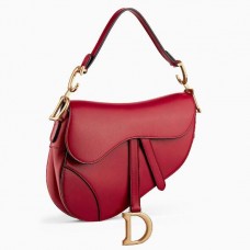 Torebka Dior Saddle Bag z czerwonej skóry cielęcej Torebka Dior Saddle Bag z czerwonej skóry cielęcej