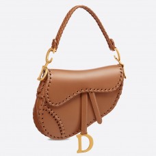 Torebka Dior Saddle Bag z brązowej skóry cielęcej z gwintowanymi krawędziami Torebka Dior Saddle Bag z brązowej skóry cielęcej z gwintowanymi krawędziami