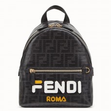 Mini plecak Fendi z czarnej, glazurowanej tkaniny Mini plecak Fendi z czarnej, glazurowanej tkaniny