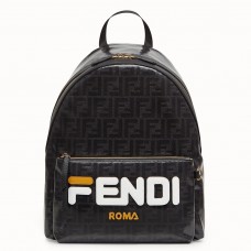 Plecak Fendi z czarnej, glazurowanej tkaniny, duży Plecak Fendi z czarnej, glazurowanej tkaniny, duży